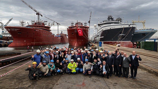 SANAYİ VE TEKNOLOJİ BAKANI MUSTAFA VARANK, TERSAN TERSANESİNİ ZİYARET ETTİ