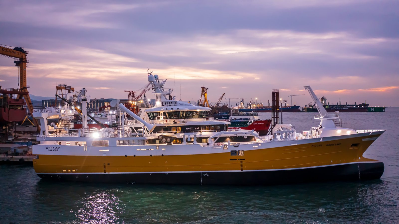 CEMRE TERSANESİ NB74 SUNNY LADY’İ TESLİM ETTİ