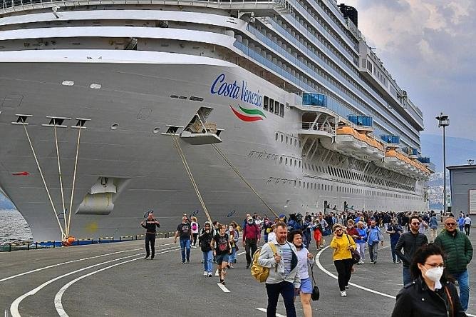 İZMİR LİMANI’NA 2023’ÜN İLK KRUVAZİYER REZERVASYONLARI BAŞLADI