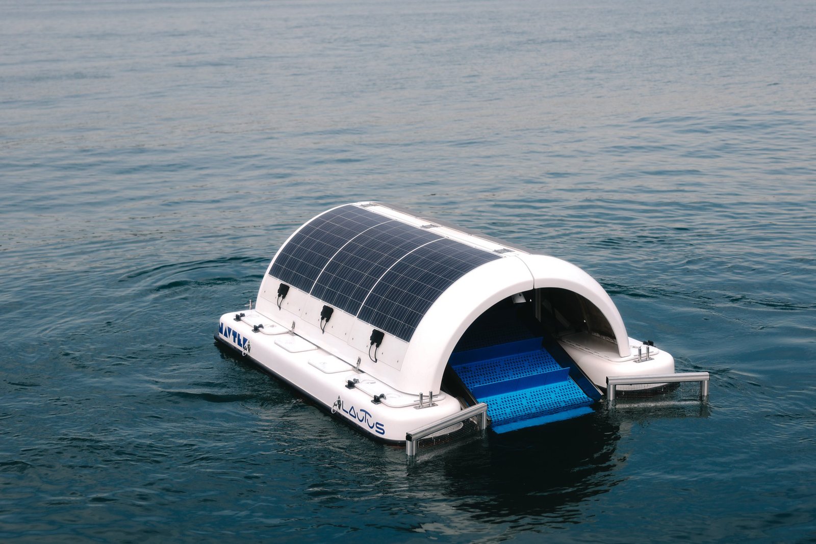 NAVTEK LAUNCHES ITS AUTONOMOUS MARINE VESSEL