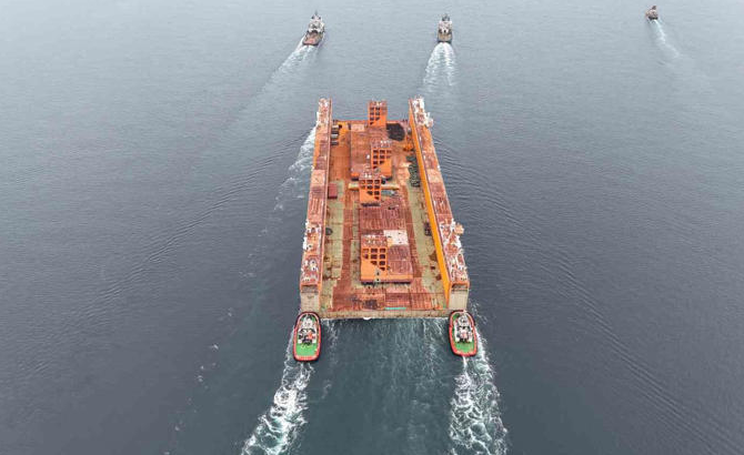 Significant Investment In Beşiktaş Shipyard: The Floating Dock Has Now Arrived At The Shipyard