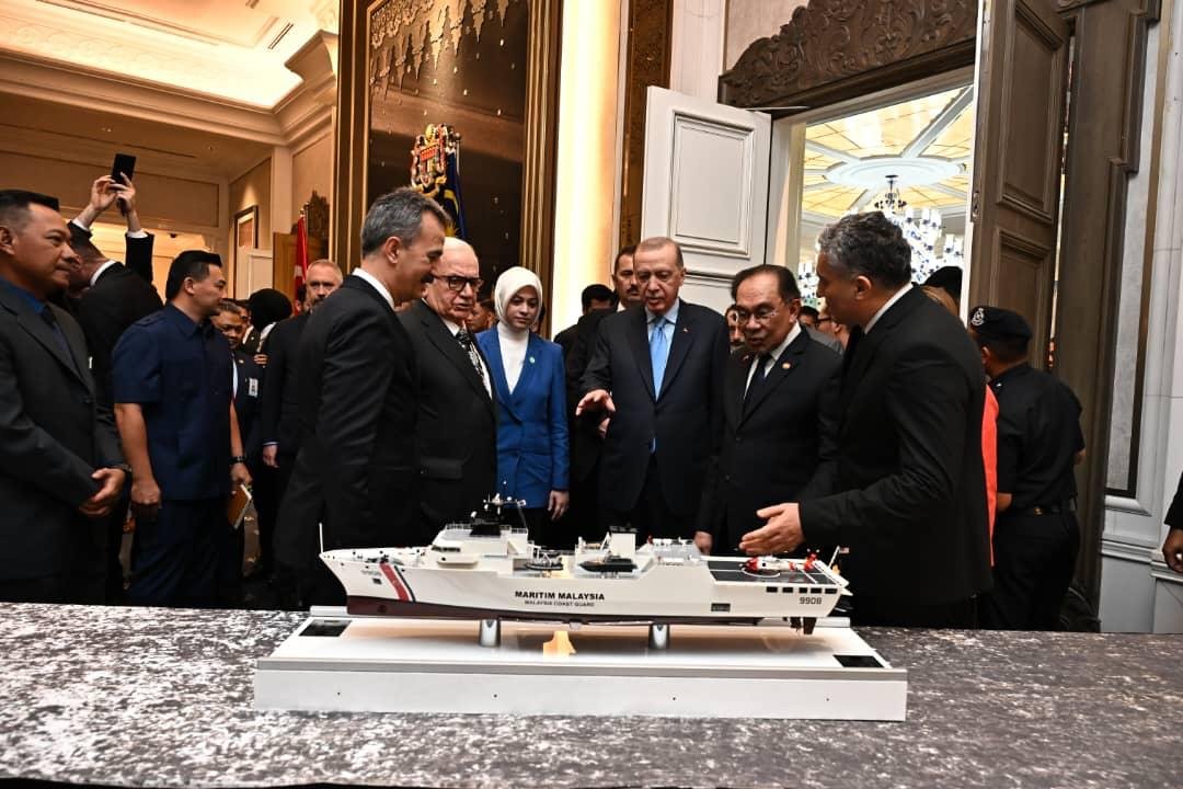 Desan’dan Malezya’ya çok maksatlı gemi
