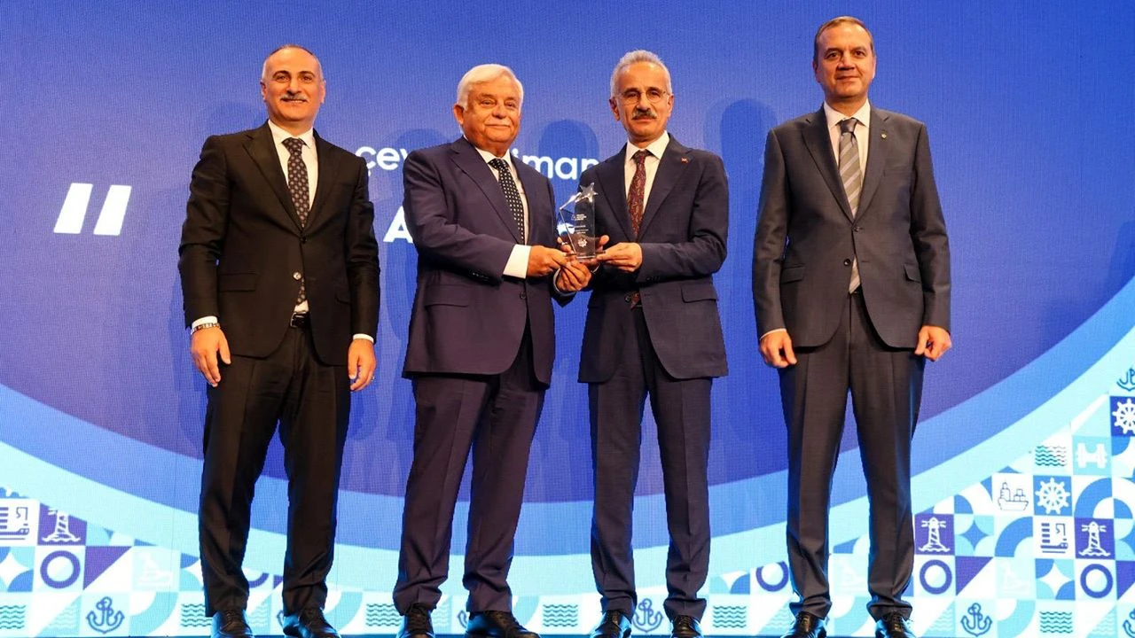 Asyaport’a “En Çevreci Liman Tesisi” ödülü
