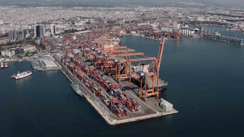 Aralık ayında limanlarda rekor: Yük elleçleme 49,8 milyon tona çıktı