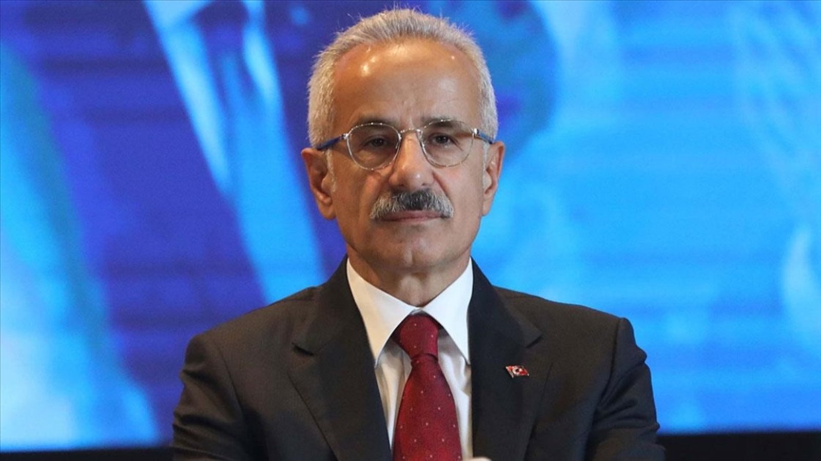 Hürmüz Boğazı’nda 14 Türk Sahipli Gemi Bekliyor