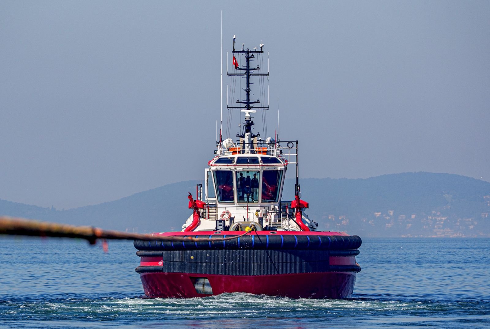 Sanmar Tersaneleri, 14. tam elektrikli römorkörünün deniz denemelerini tamamladı