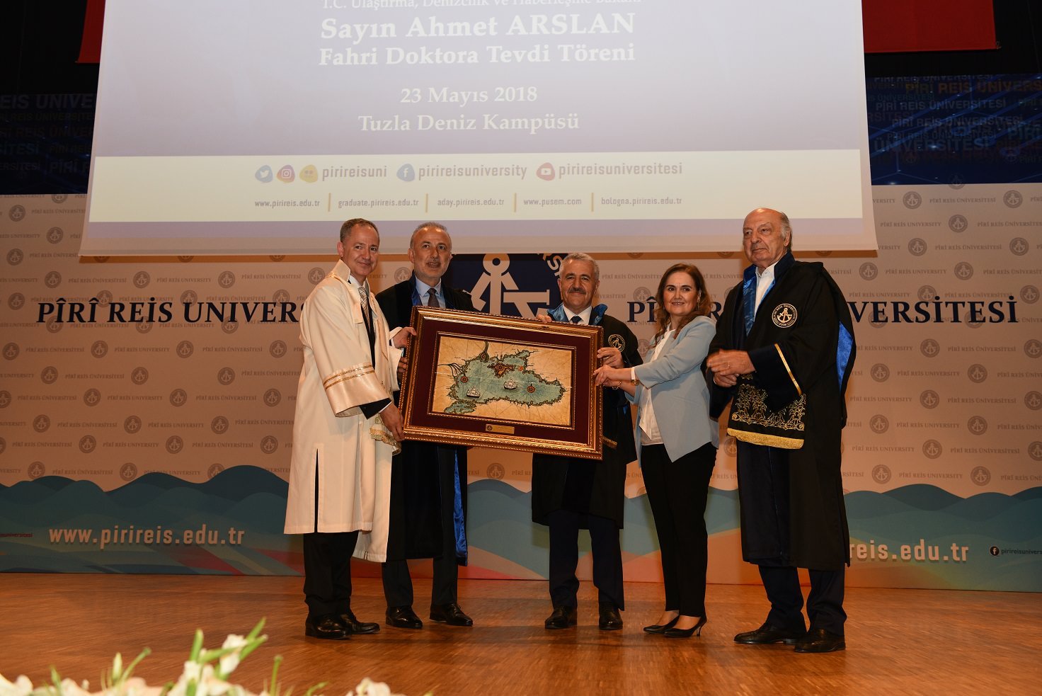 Ahmet Arslan’a ‘Fahri Doktora’ unvanı verildi