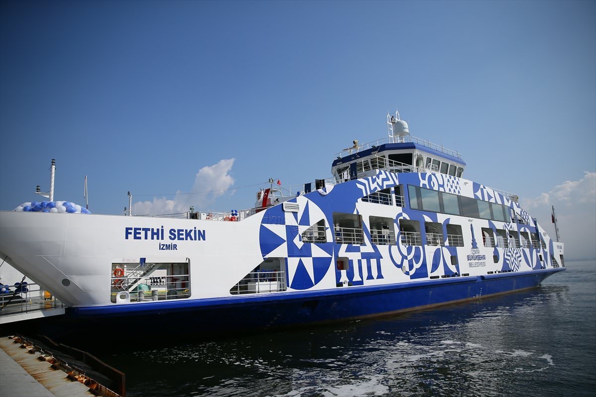 FETHİ SEKİN FERİBOTU İZDENİZ BÜNYESİNDE HİZMETE GİRDİ